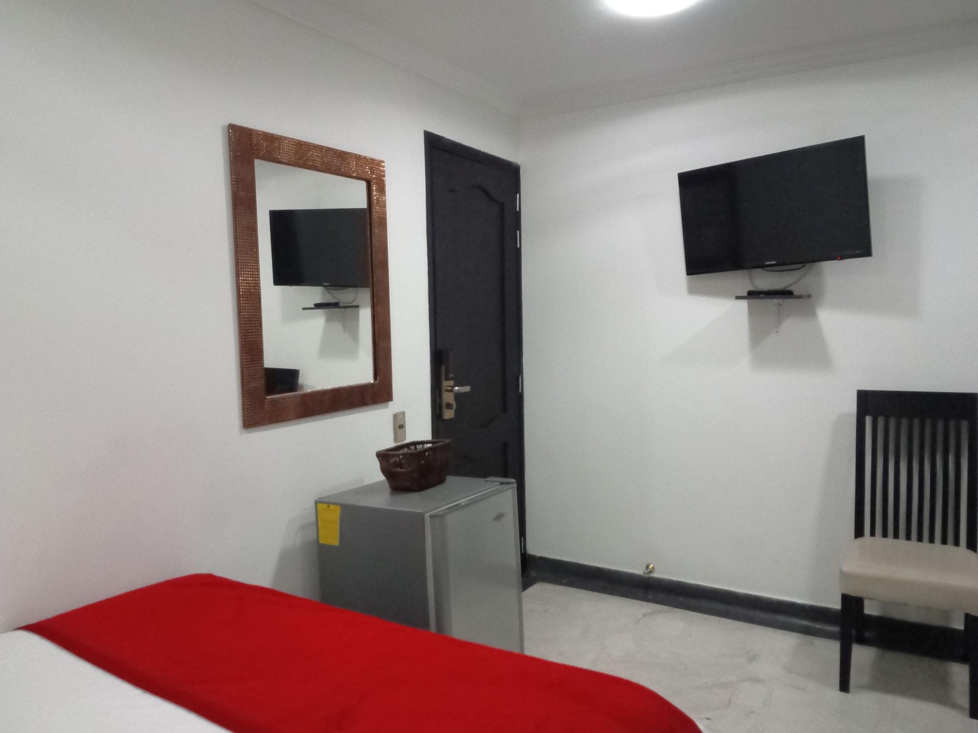 Hotel Calasanz Real Medellin Bagian luar foto