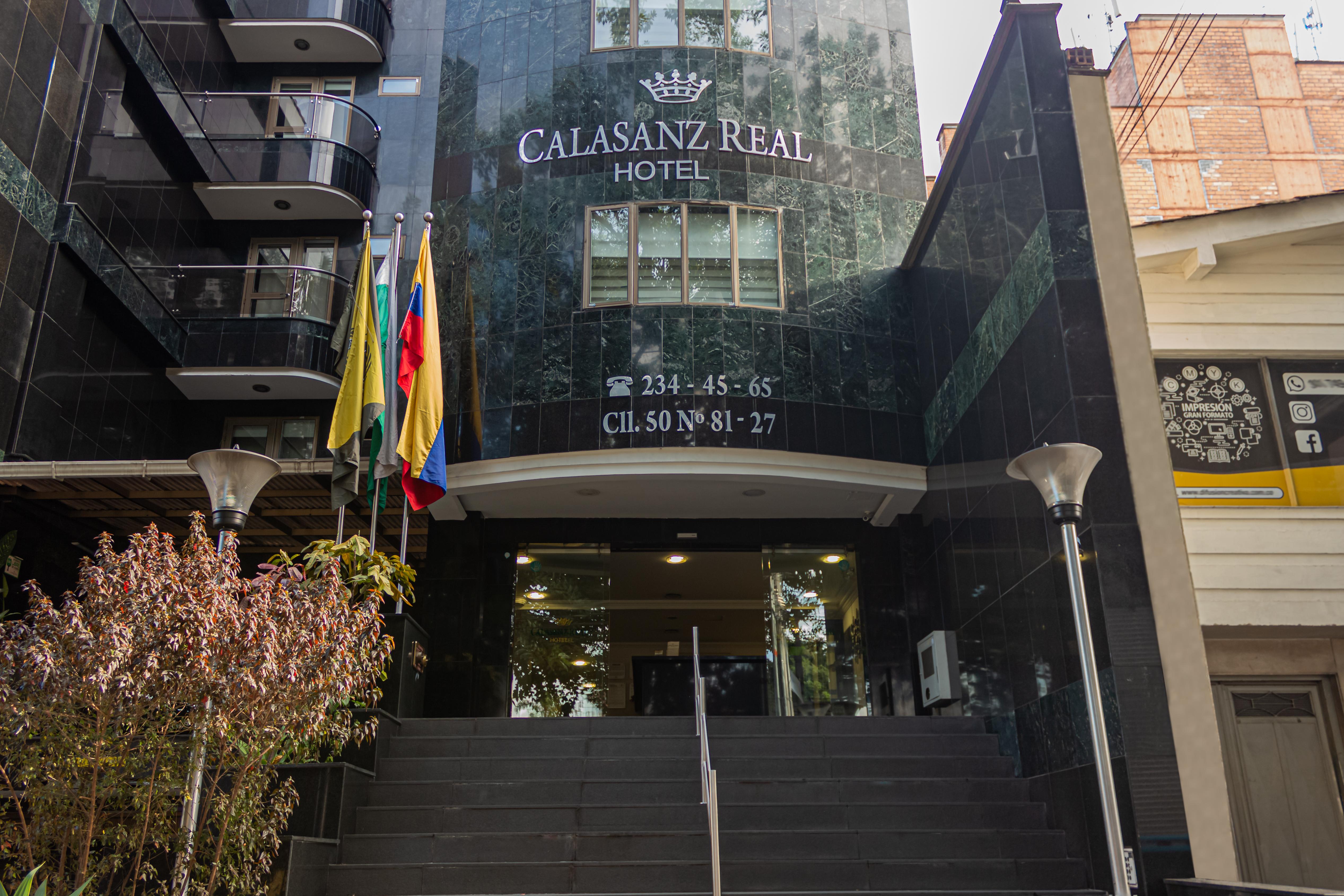 Hotel Calasanz Real Medellin Bagian luar foto