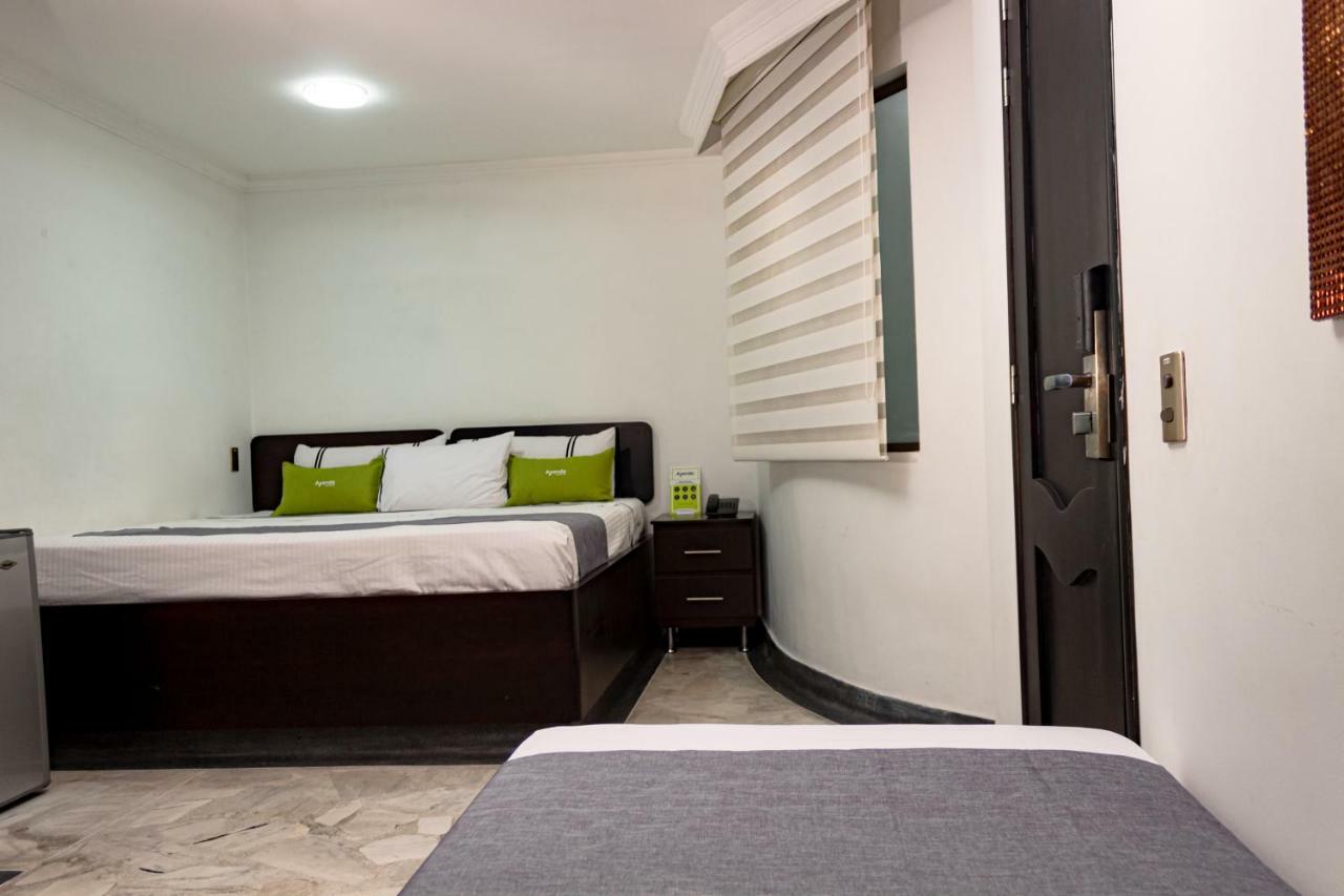 Hotel Calasanz Real Medellin Bagian luar foto