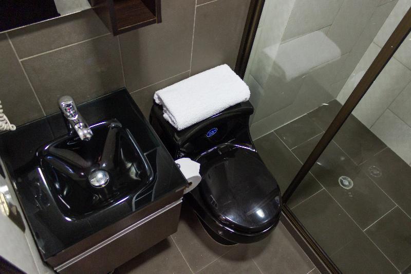 Hotel Calasanz Real Medellin Bagian luar foto